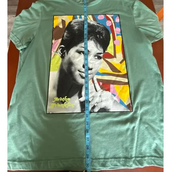 Aretha Franklin Graphic T-Shirt XL Teal Queen of Soul Graphic Icon Tee Unisex - Picture 2 of 8